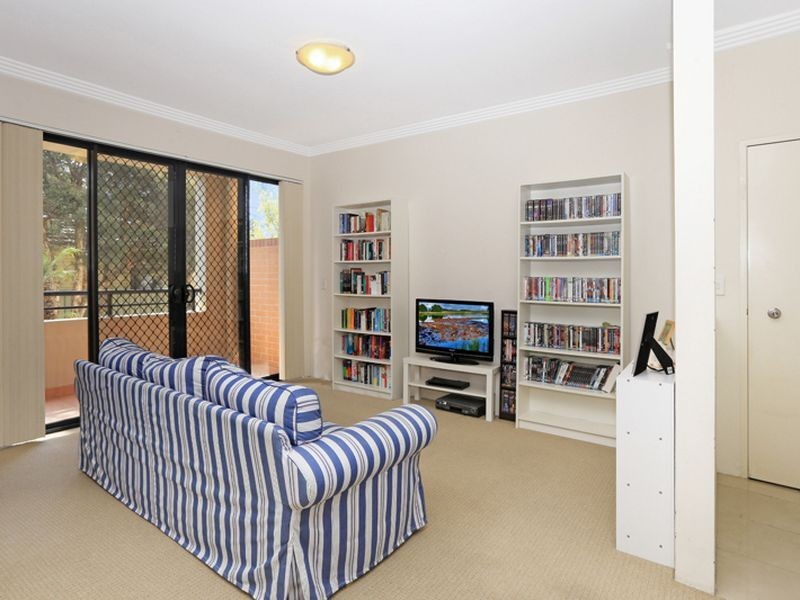 1/12-14 Mombri St, Merrylands NSW 2160