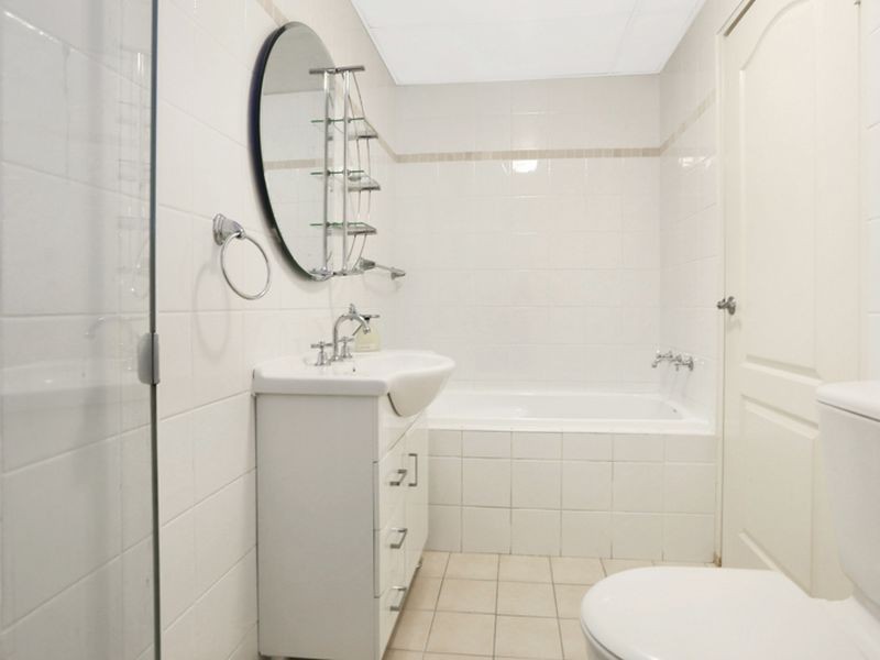 1/12-14 Mombri St, Merrylands NSW 2160