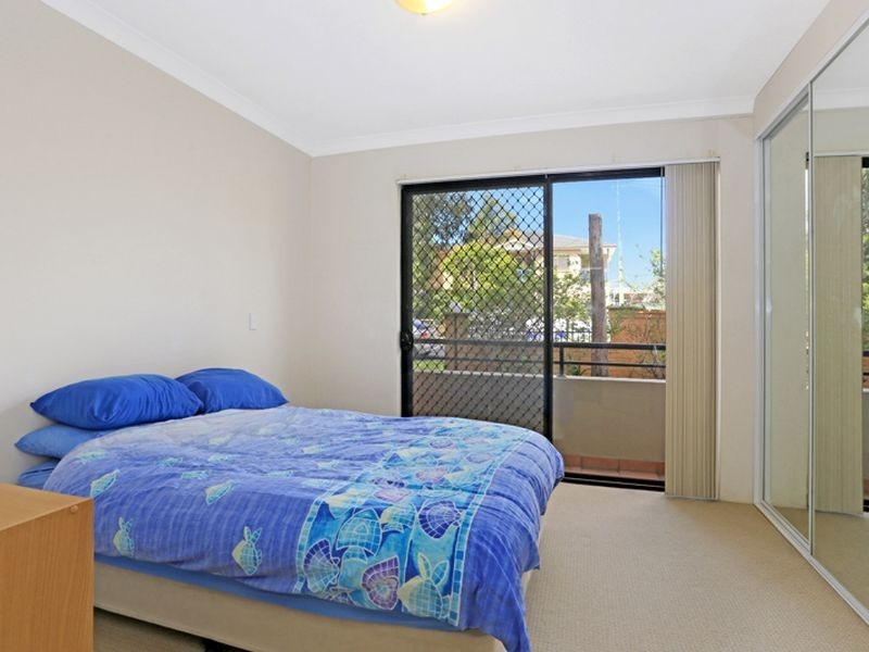 1/12-14 Mombri St, Merrylands NSW 2160