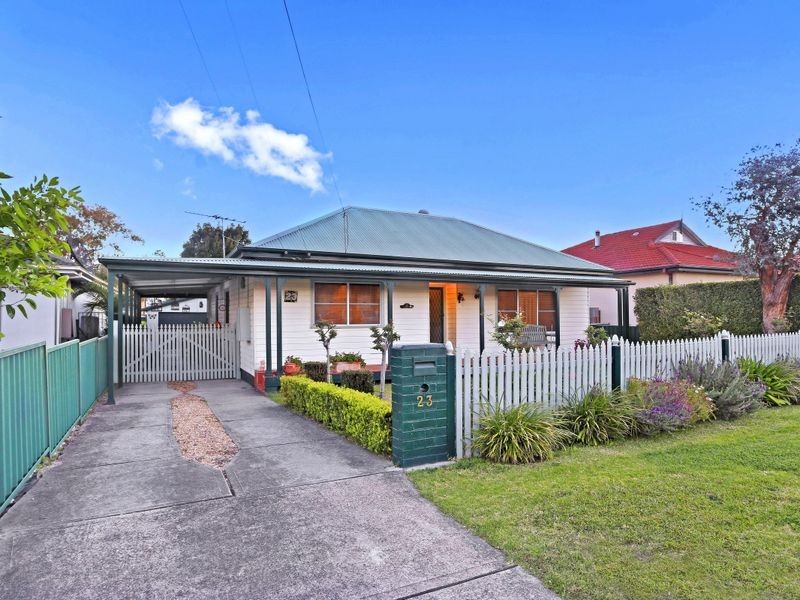 23 Leach Rd, Guildford NSW 2161