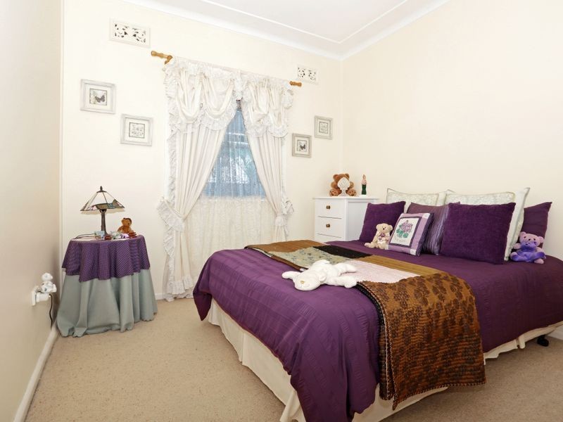 23 Leach Rd, Guildford NSW 2161