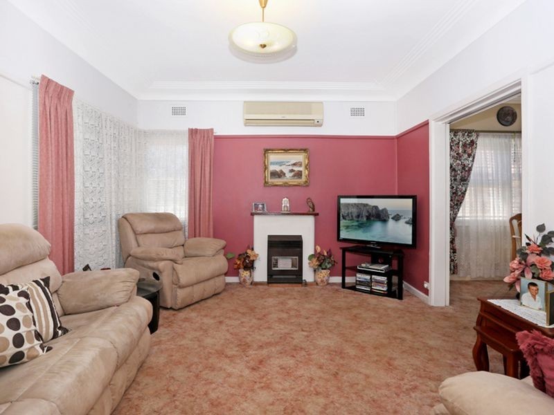 56 Salisbury Road, Guildford NSW 2161