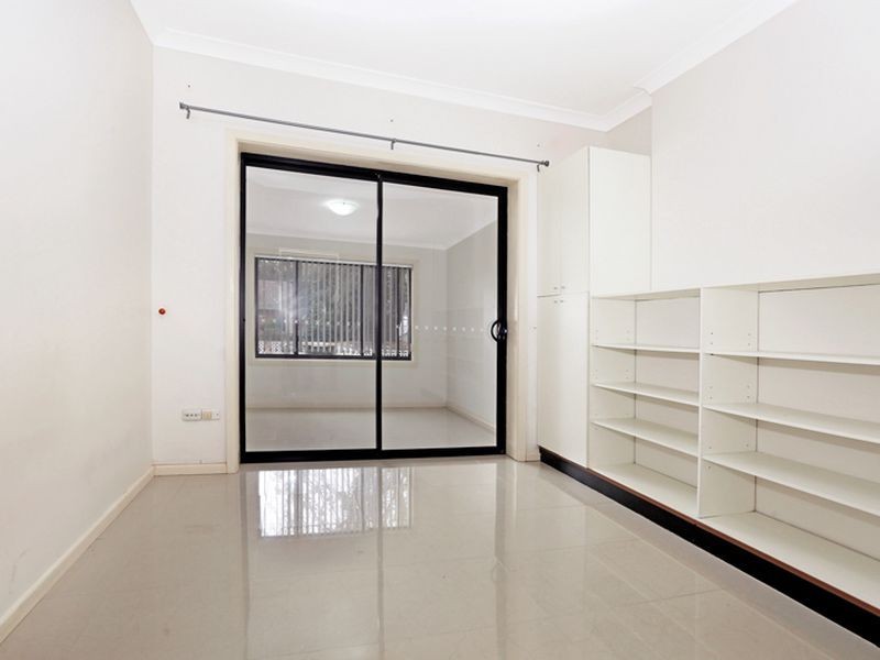 7 Allison Rd, Guildford NSW 2161