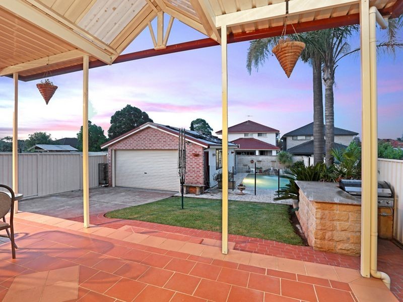 13 Bursill St, Guildford NSW 2161