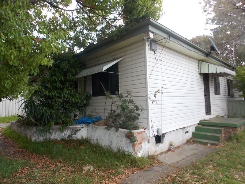 9 Walker St, Merrylands NSW 2160