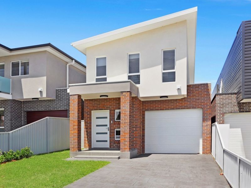 6B Albert St, Guildford NSW 2161