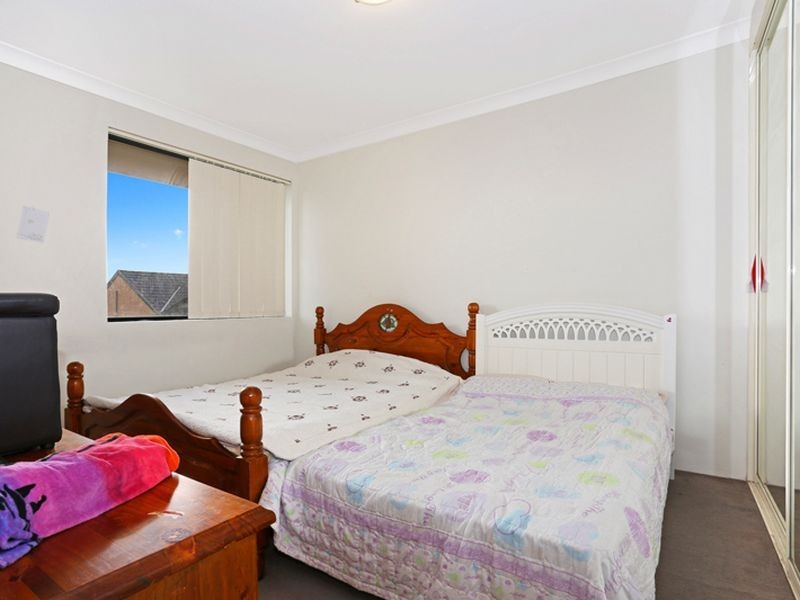 10/72-74 Mountford Ave, Guildford NSW 2161