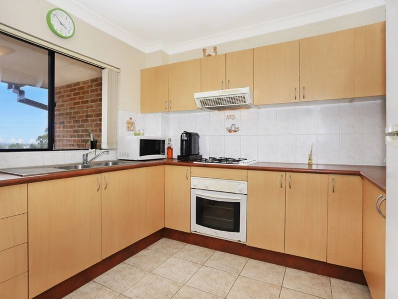 8/49-51 Calliope St, Guildford NSW 2161