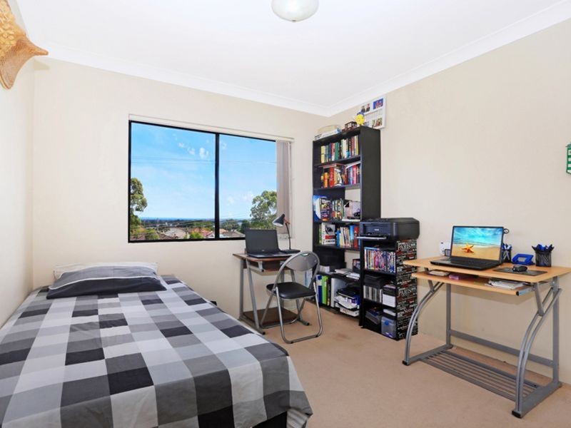 8/49-51 Calliope St, Guildford NSW 2161