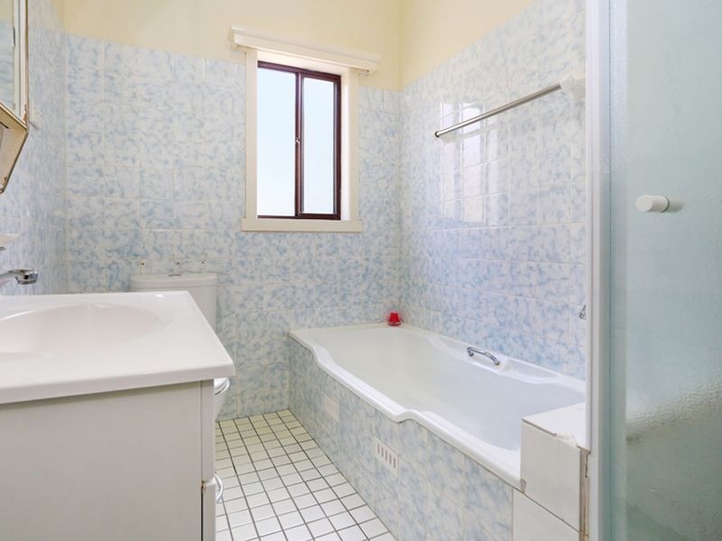 59 Clyde St, Guildford NSW 2161