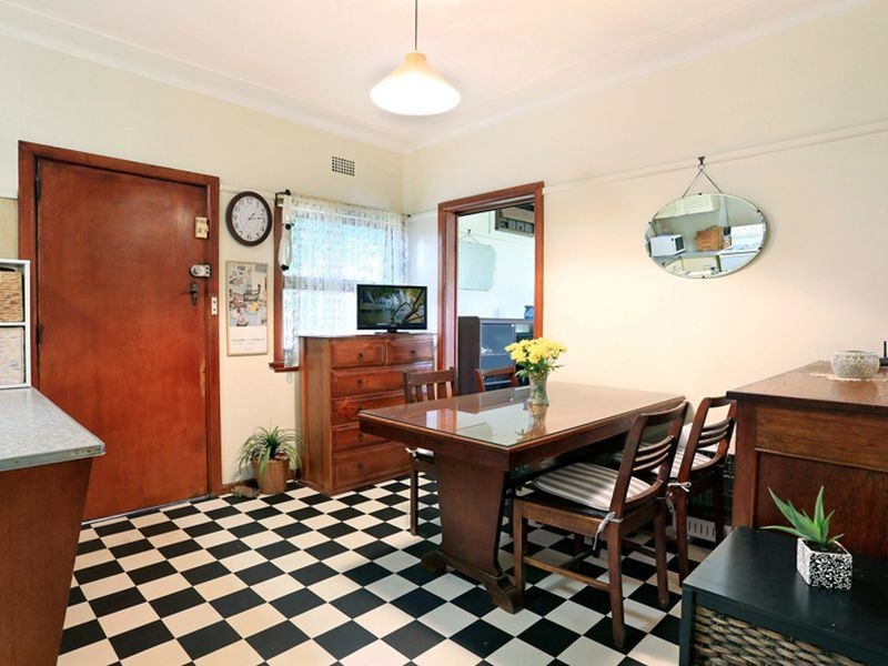 164 Military Rd, Guildford NSW 2161