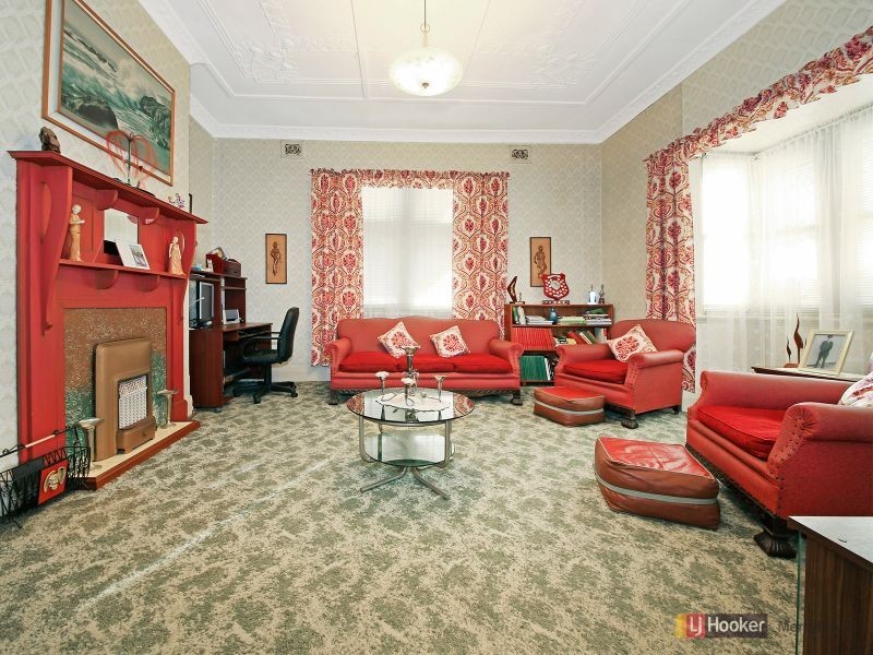 35 Military Rd, Merrylands NSW 2160