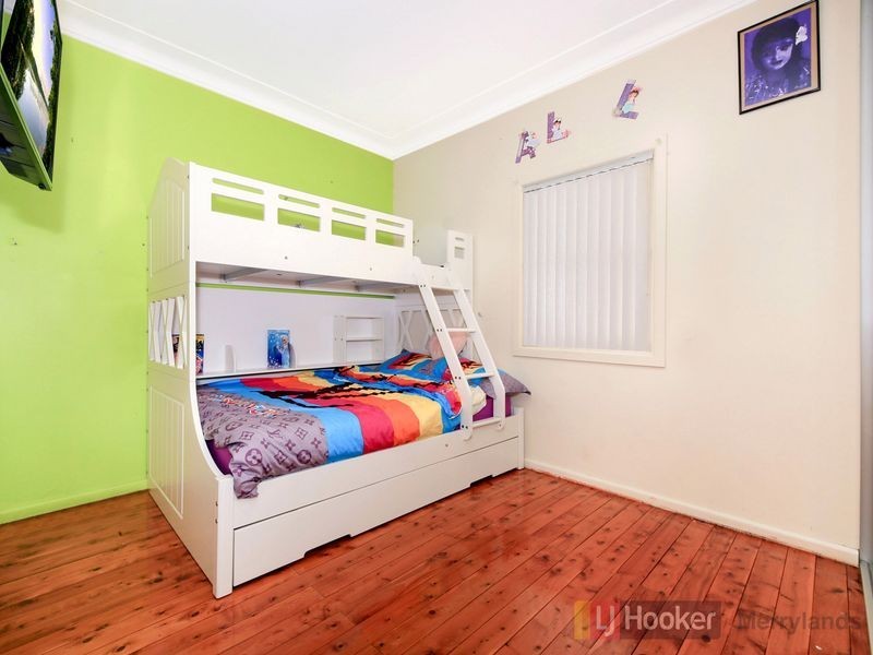 223 Robertson St, Guildford NSW 2161