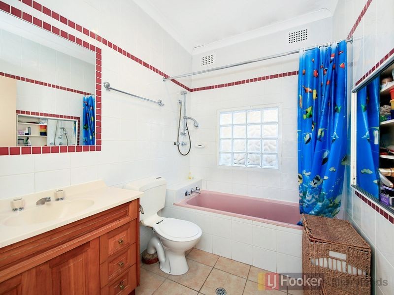 14 Bursill Street, Guildford NSW 2161