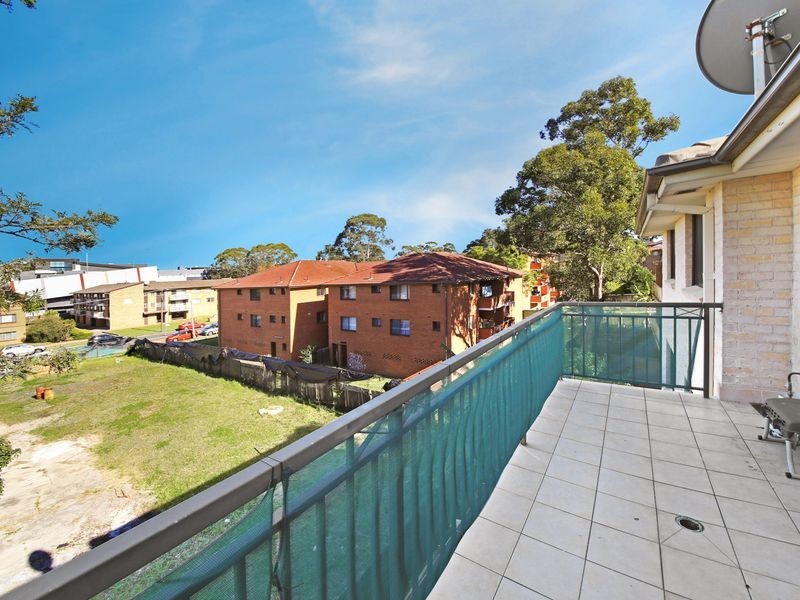 15/2-4 Sheffield St, Merrylands NSW 2160