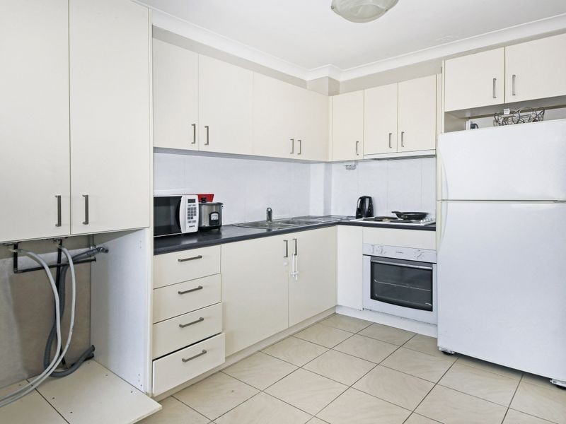 8/6-8 Station Street, Guildford NSW 2161