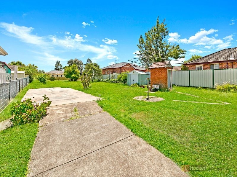 98 Burnett St, Merrylands NSW 2160
