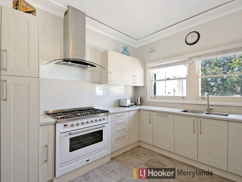 13 Cartwright Ave, Merrylands NSW 2160