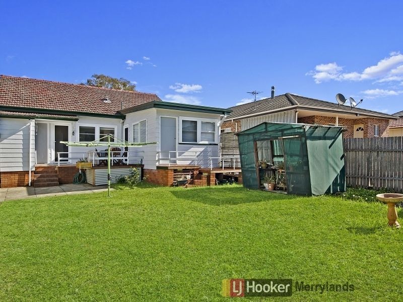 13 Cartwright Ave, Merrylands NSW 2160