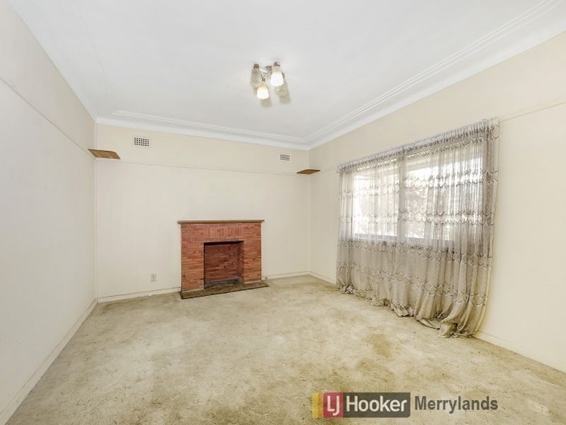 8 Churchill St, Fairfield Heights NSW 2165