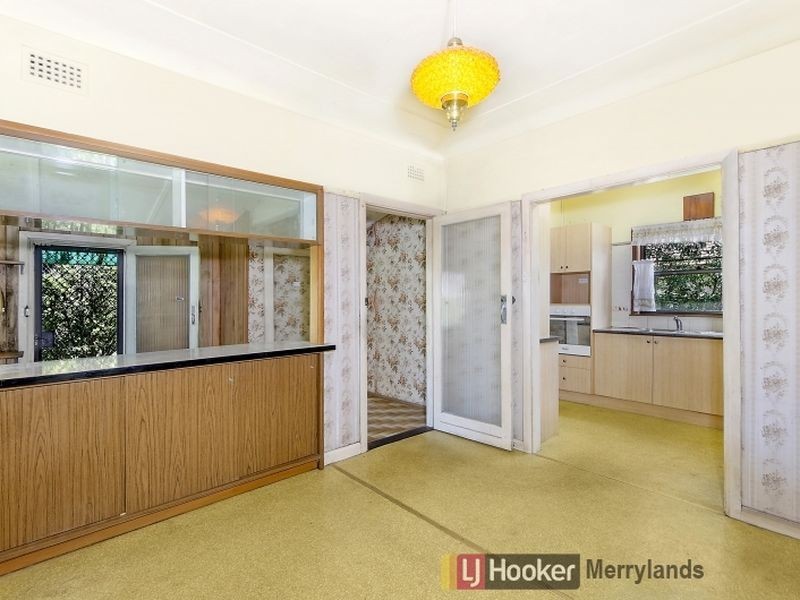 8 Churchill St, Fairfield Heights NSW 2165