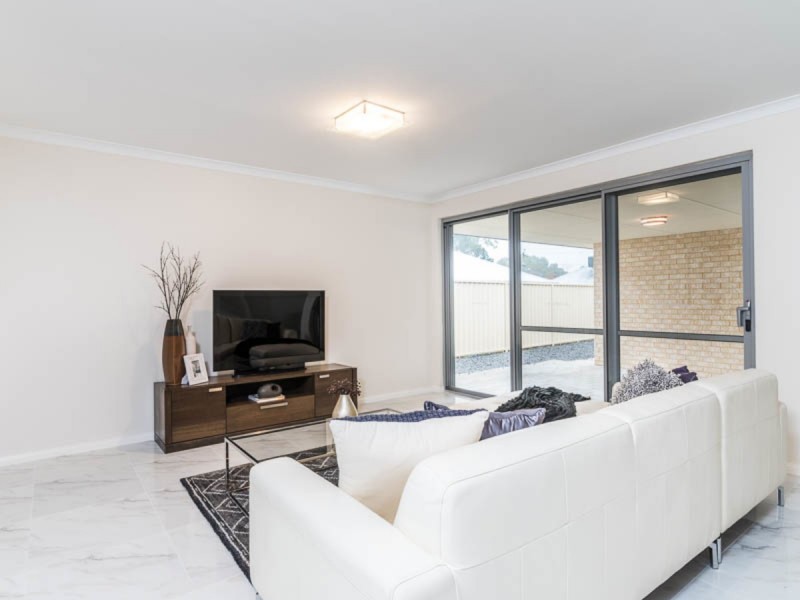 26 Monaco Avenue, North Lake WA 6163