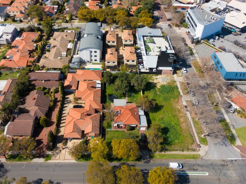 10 Forbes Road, Applecross WA 6153