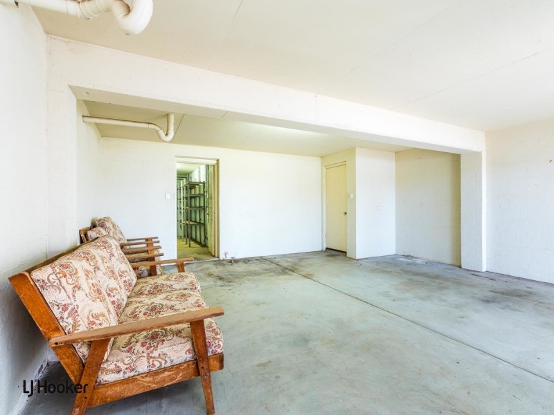 8A Salter Point Parade, Salter Point WA 6152