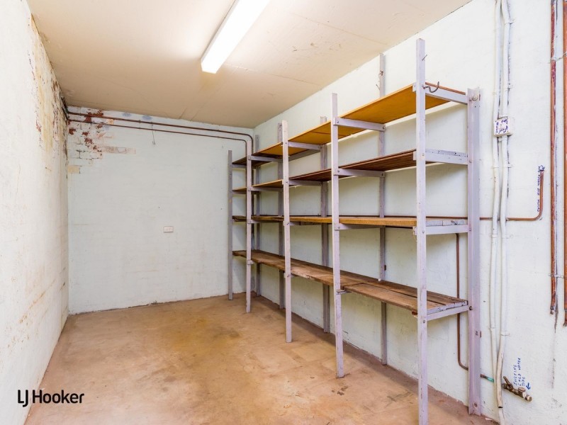 8A Salter Point Parade, Salter Point WA 6152