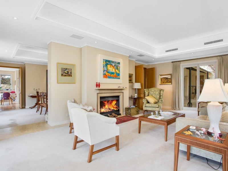 16 The Esplanade, Peppermint Grove WA 6011