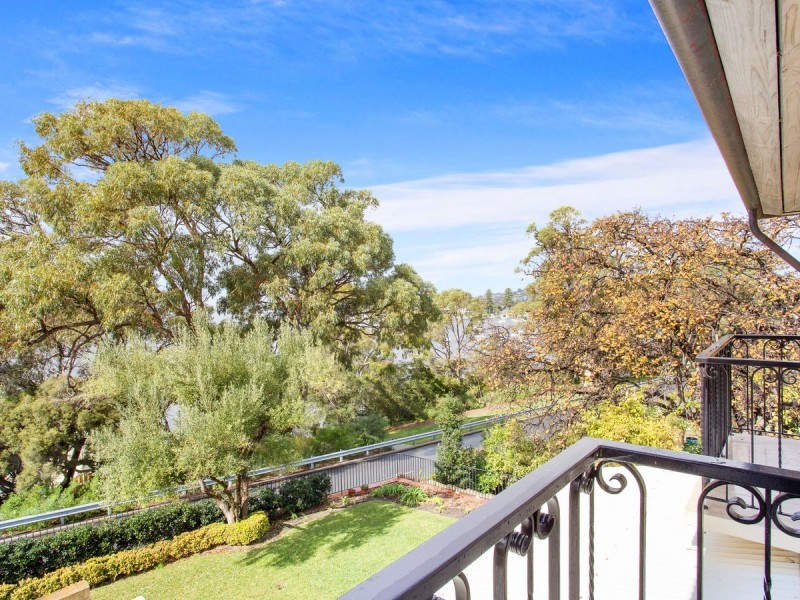 16 The Esplanade, Peppermint Grove WA 6011