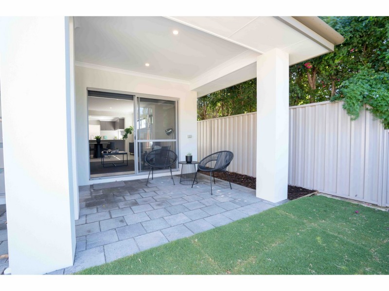 1/8A Roberts Street, Bayswater WA 6053