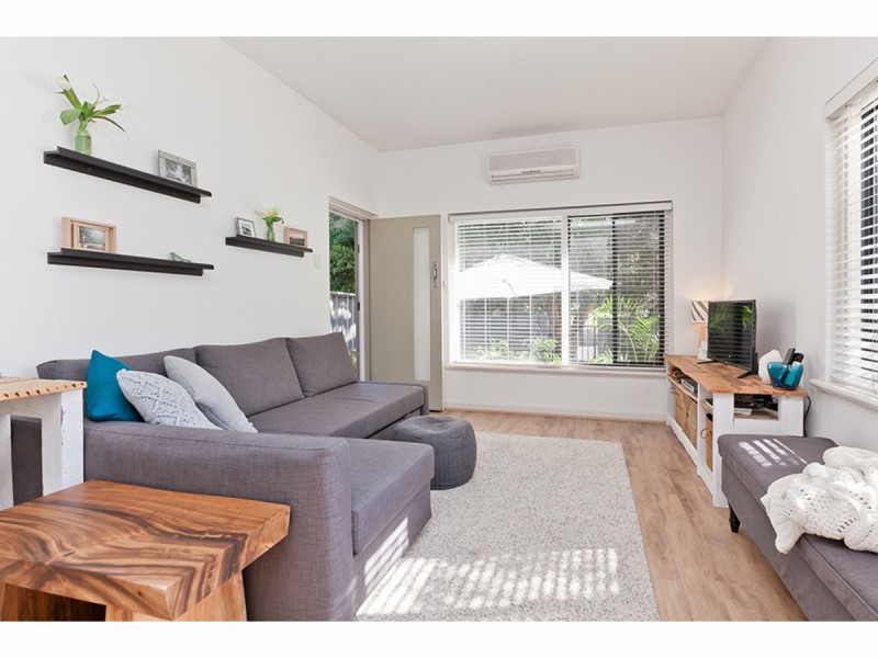 1/3 Currie Street, Jolimont WA 6014