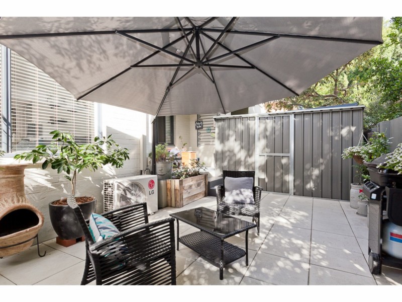 1/3 Currie Street, Jolimont WA 6014