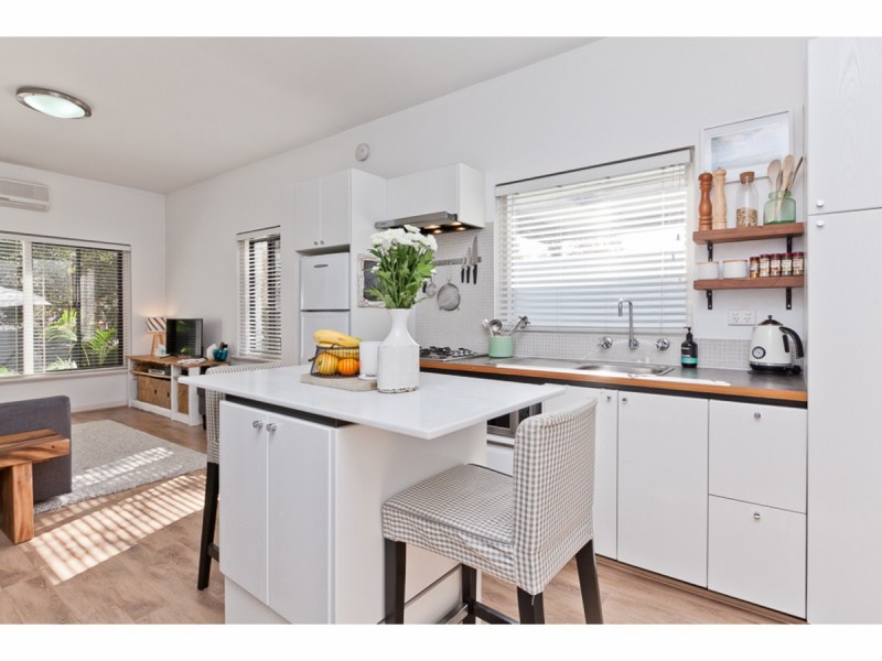 1/3 Currie Street, Jolimont WA 6014