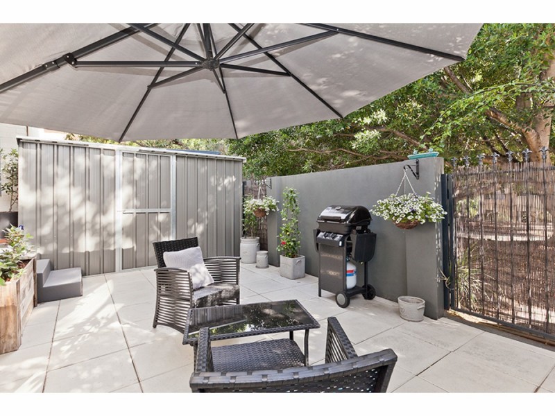 1/3 Currie Street, Jolimont WA 6014