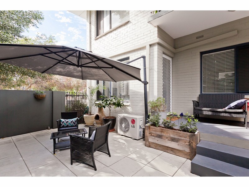 1/3 Currie Street, Jolimont WA 6014