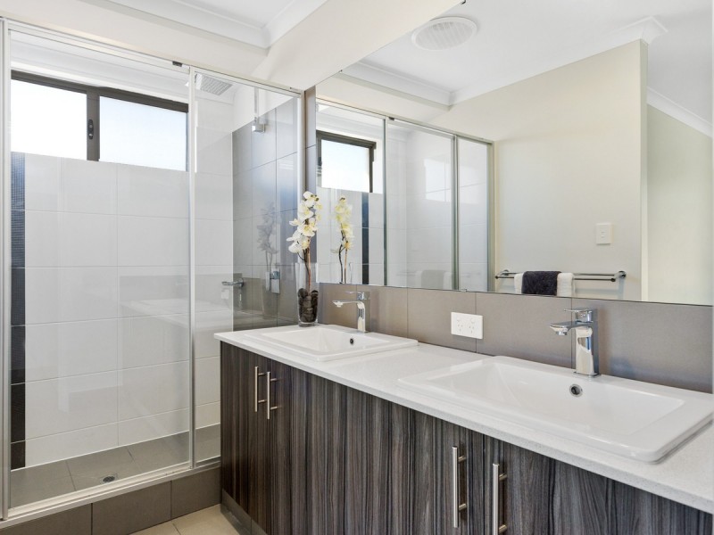 17 Caddadup Retreat, Dawesville WA 6211