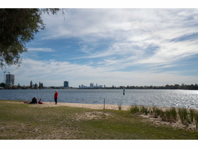 5 Wren Street, Mount Pleasant WA 6153