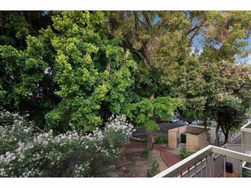 11/15 Currie Street, Jolimont WA 6014