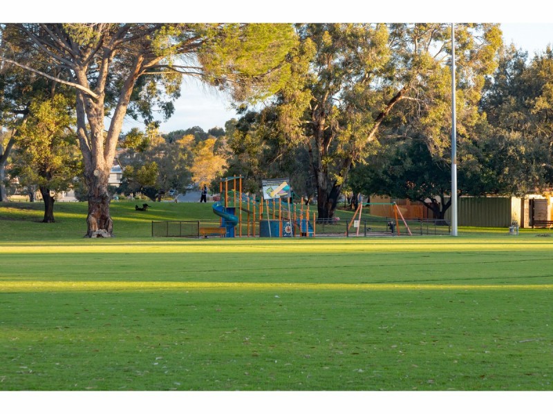 2/79 Gairloch Street, Mount Pleasant WA 6153