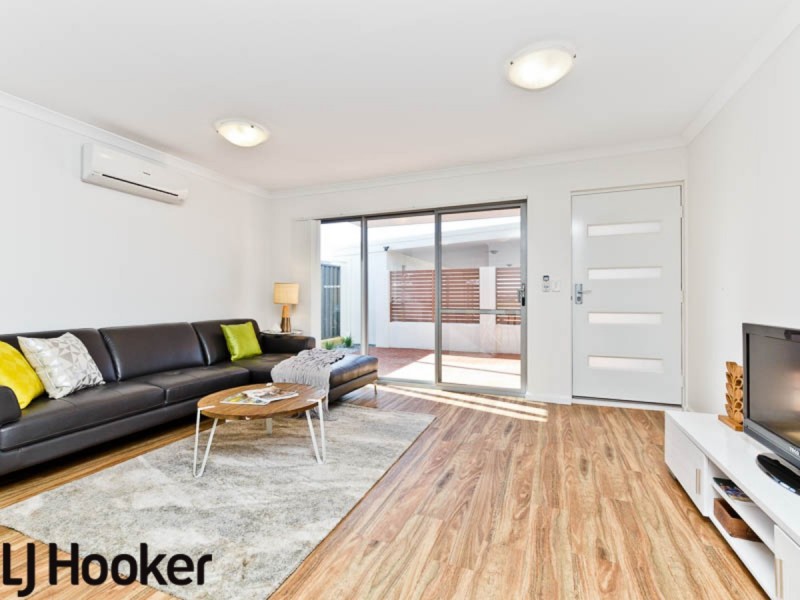 Apartment 1/22 Hampstead Gate, Success WA 6164