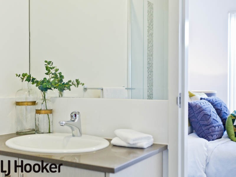 Apartment 1/22 Hampstead Gate, Success WA 6164