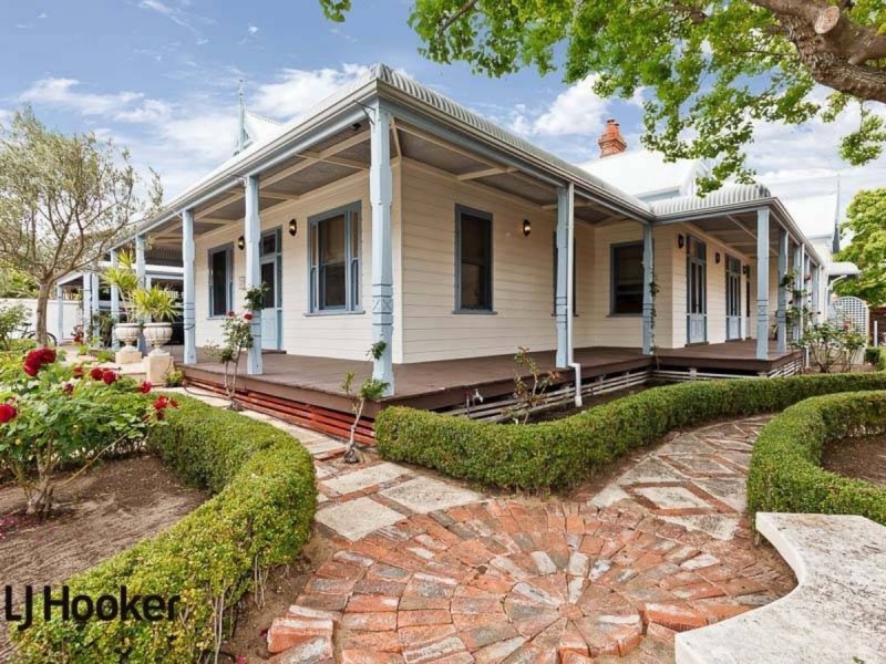 19 Perth Street, Cottesloe WA 6011