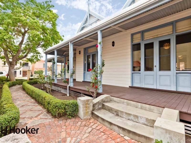 19 Perth Street, Cottesloe WA 6011