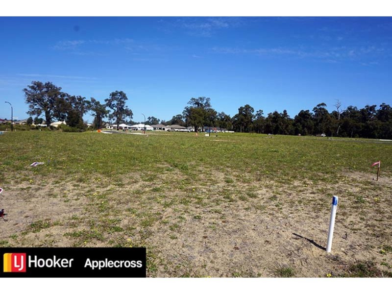 Lot 2 / 735/ Beraking Loop, Dalyellup WA 6230
