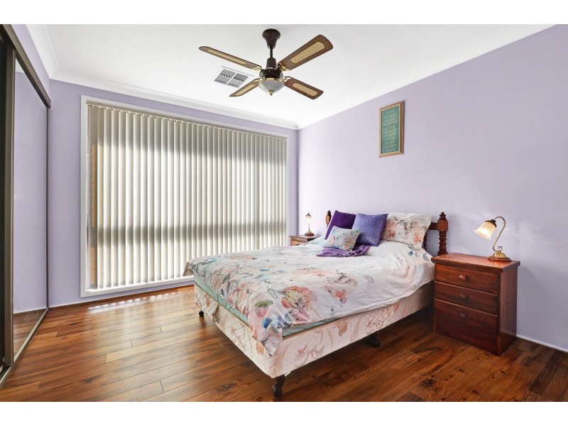 3 Chateau Crescent, St Clair NSW 2759