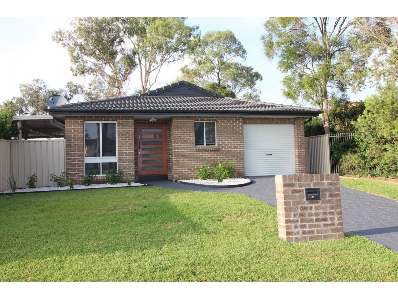 13a Blackbird Glen, Erskine Park NSW 2759