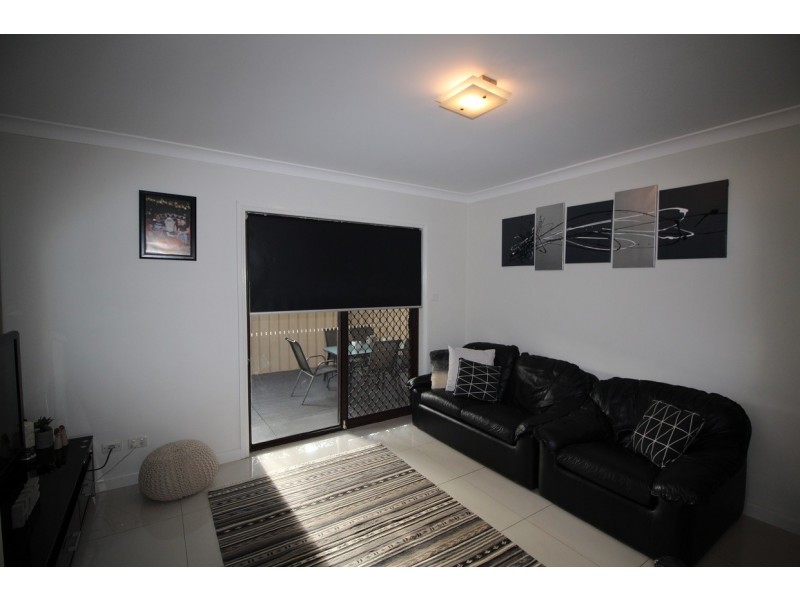 13a Blackbird Glen, Erskine Park NSW 2759