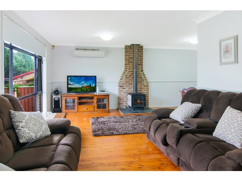 2 Nile Place, St Clair NSW 2759